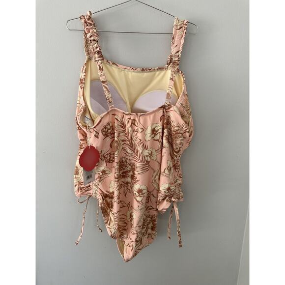 Agua Bendita Womens Romantic Floral Flutter Sleeve One Piece Swimsuit 3X - Picture 6 of 10